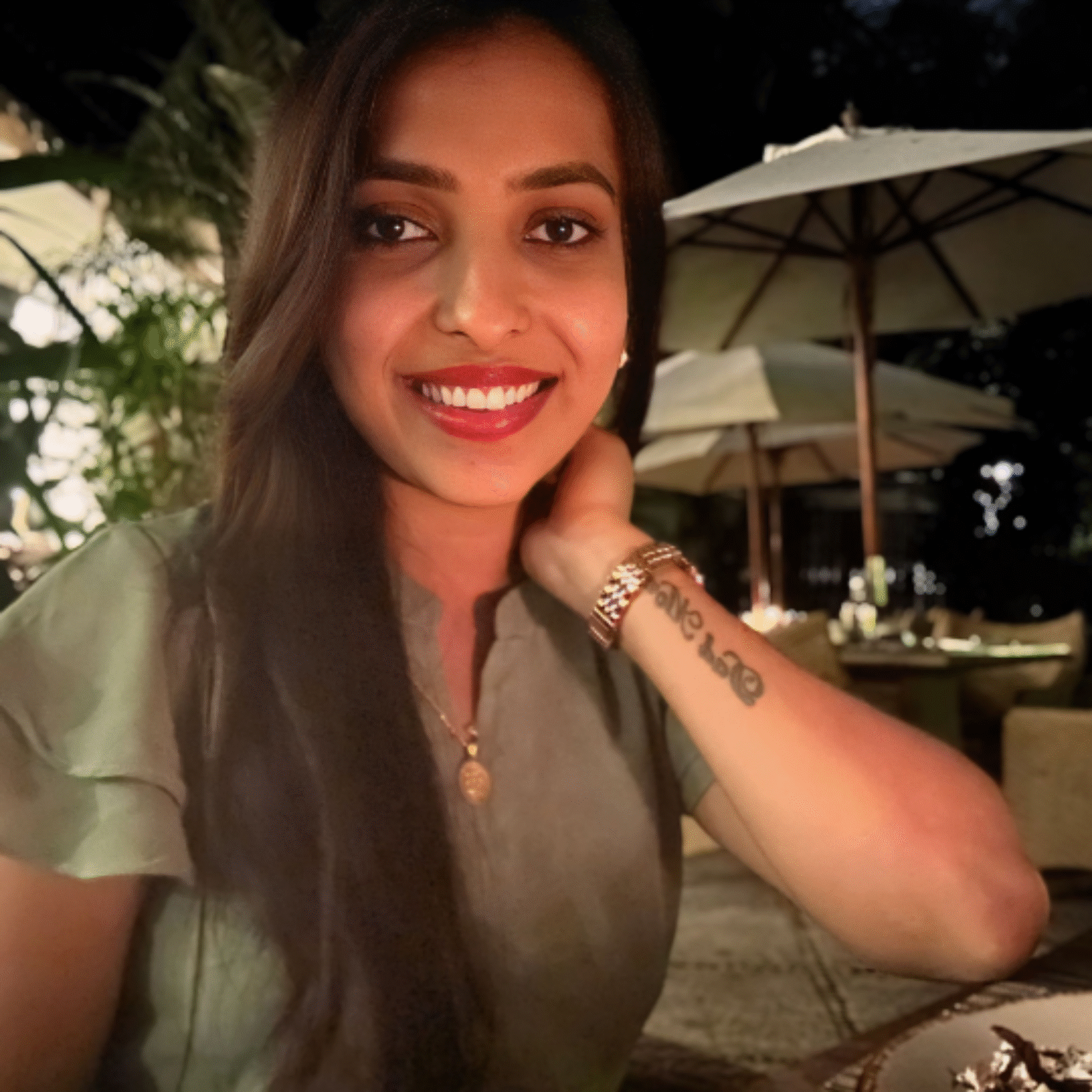 Yashu Gowda – Best Makeup Artist in Bangalore (1)